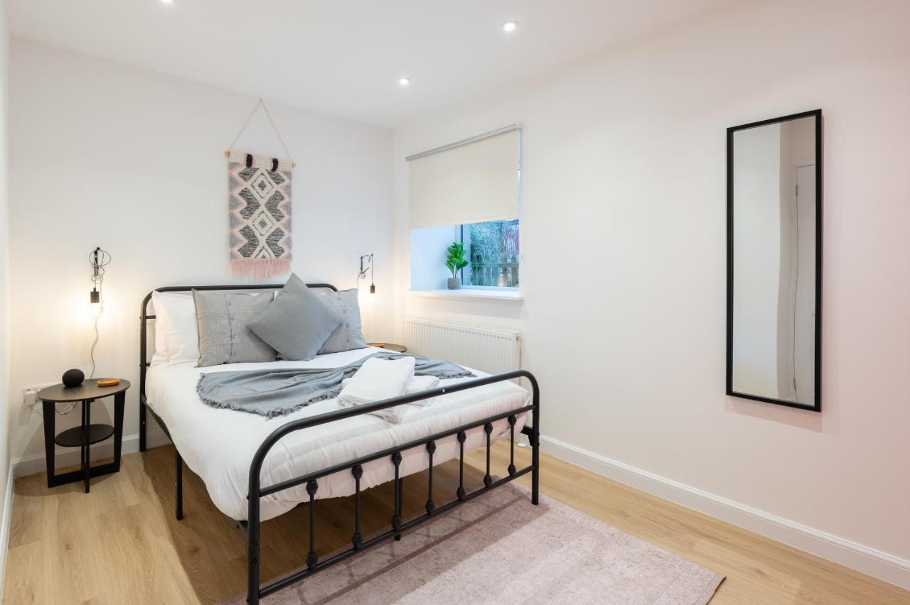 The Pinkish House - 4 Bed Home In The Town Centre Blairgowrie and Rattray Eksteriør bilde