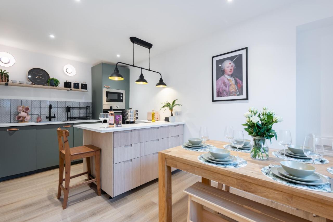 The Pinkish House - 4 Bed Home In The Town Centre Blairgowrie and Rattray Eksteriør bilde