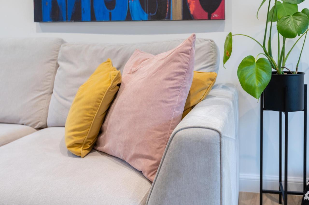 The Pinkish House - 4 Bed Home In The Town Centre Blairgowrie and Rattray Eksteriør bilde