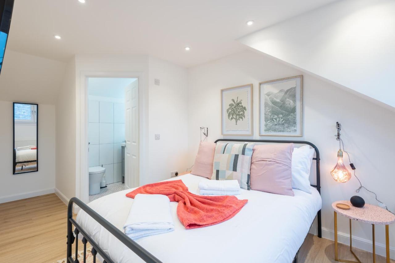 The Pinkish House - 4 Bed Home In The Town Centre Blairgowrie and Rattray Eksteriør bilde