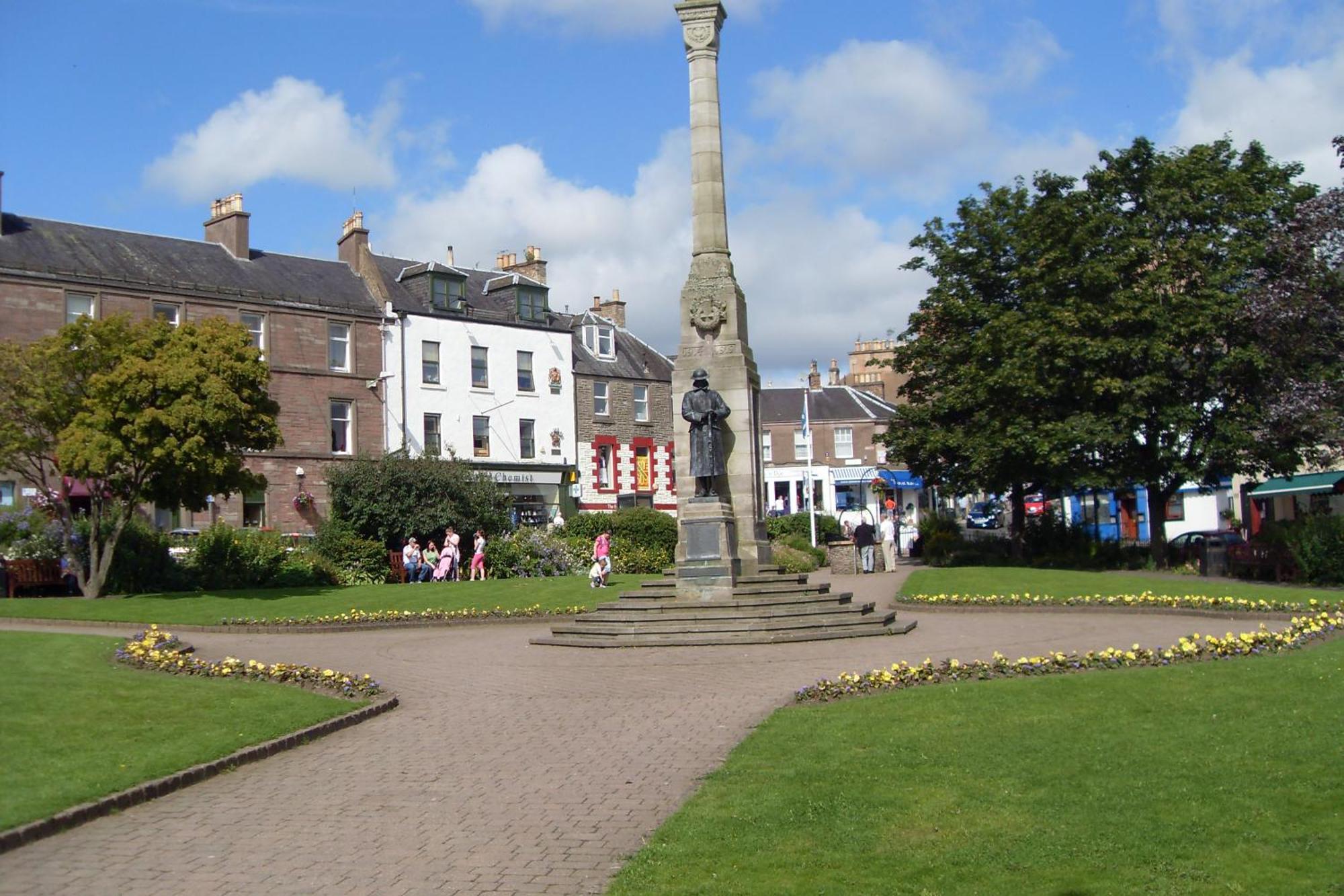 The Pinkish House - 4 Bed Home In The Town Centre Blairgowrie and Rattray Eksteriør bilde